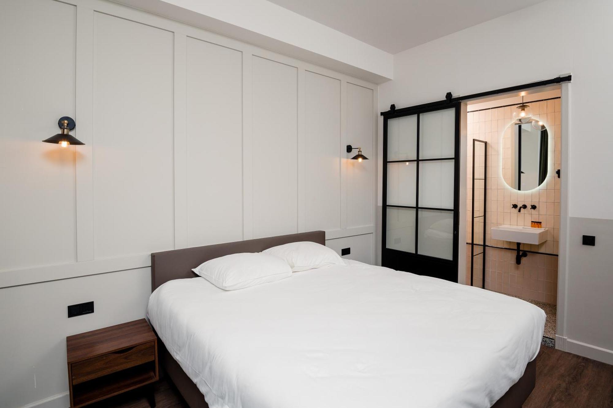 Mr.Lewis Rotterdam Hotel Ngoại thất bức ảnh